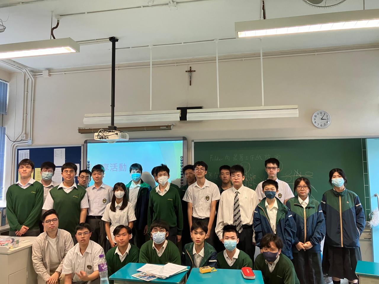 校友關兆良社工